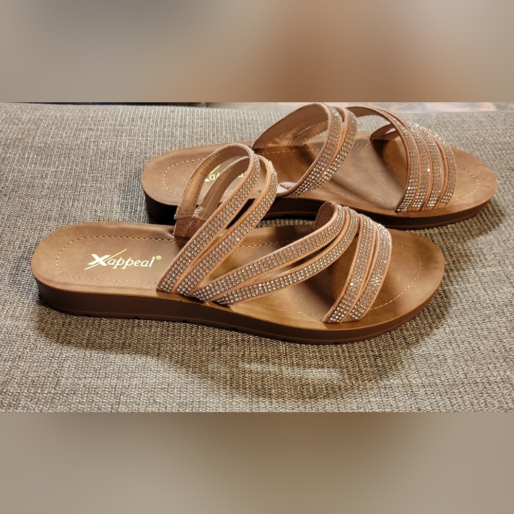 Women's pink sandals